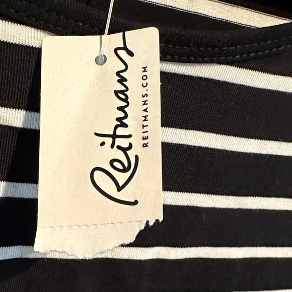 🌸Reitmans Black and White Striped Long Sleeve Top - Picture 4 of 7